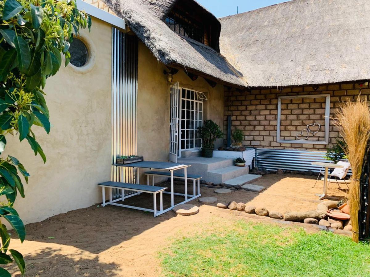 Farm Vibes Guesthouse Brits Luaran gambar